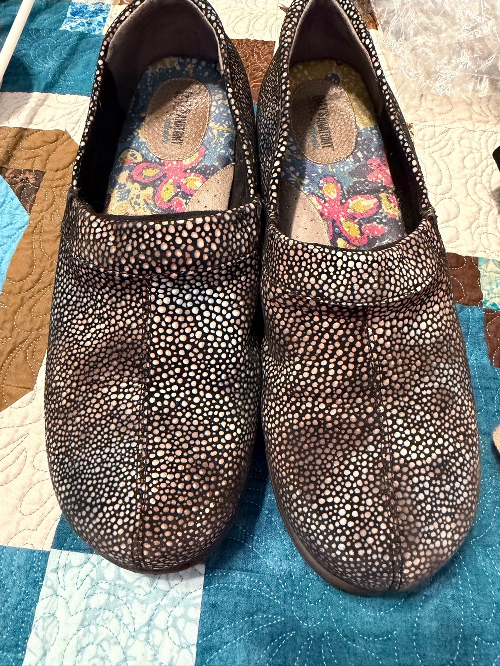 Grey's Anatomy Brown and Cream Speckled Women's Moccasins